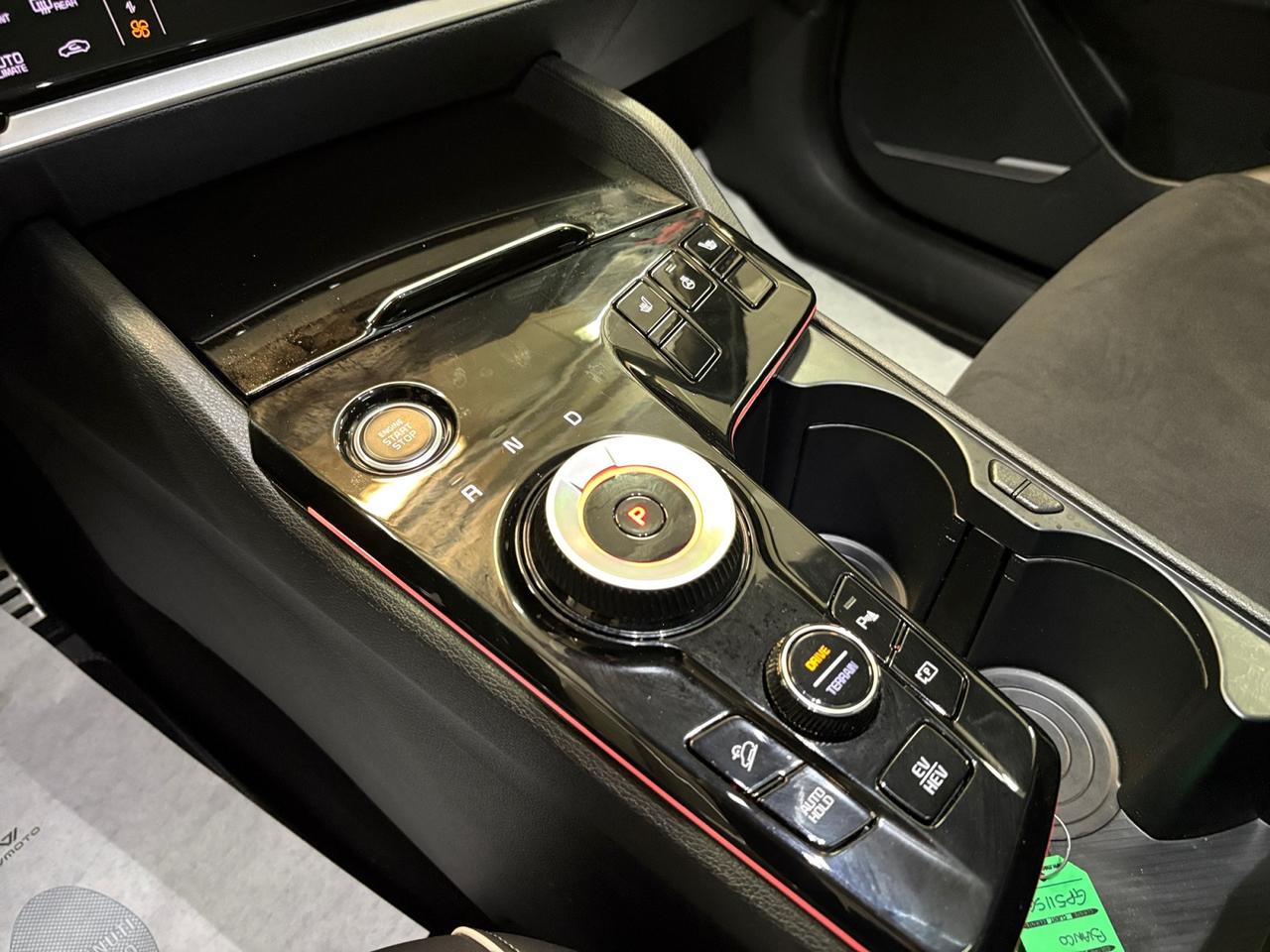 KIA Sportage 1.6 tgdi phev GT-line awd auto IVA ESPOSTA