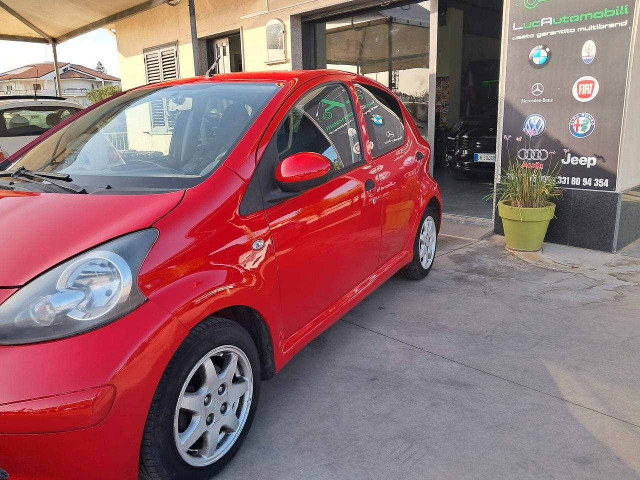 Toyota Aygo 1.0 12V VVT-i 5 porte Sound
