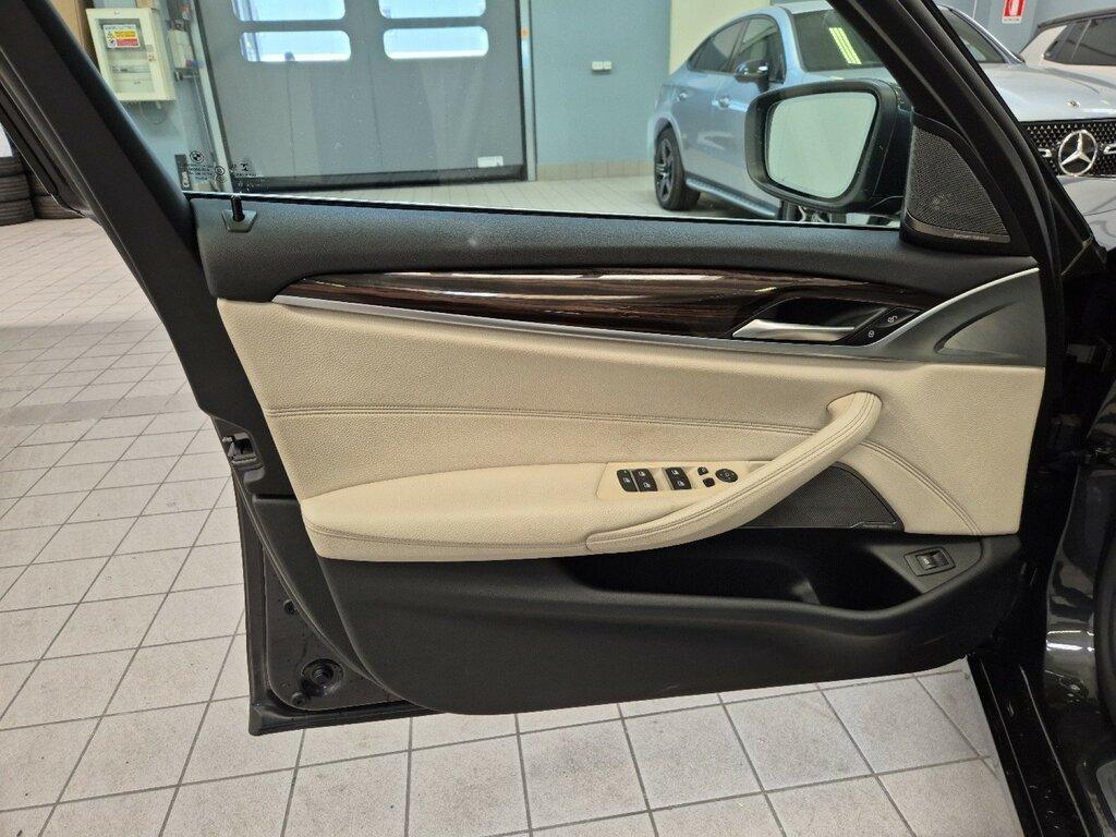 BMW Serie 5 Touring 520 d Mild Hybrid 48V Business Steptronic