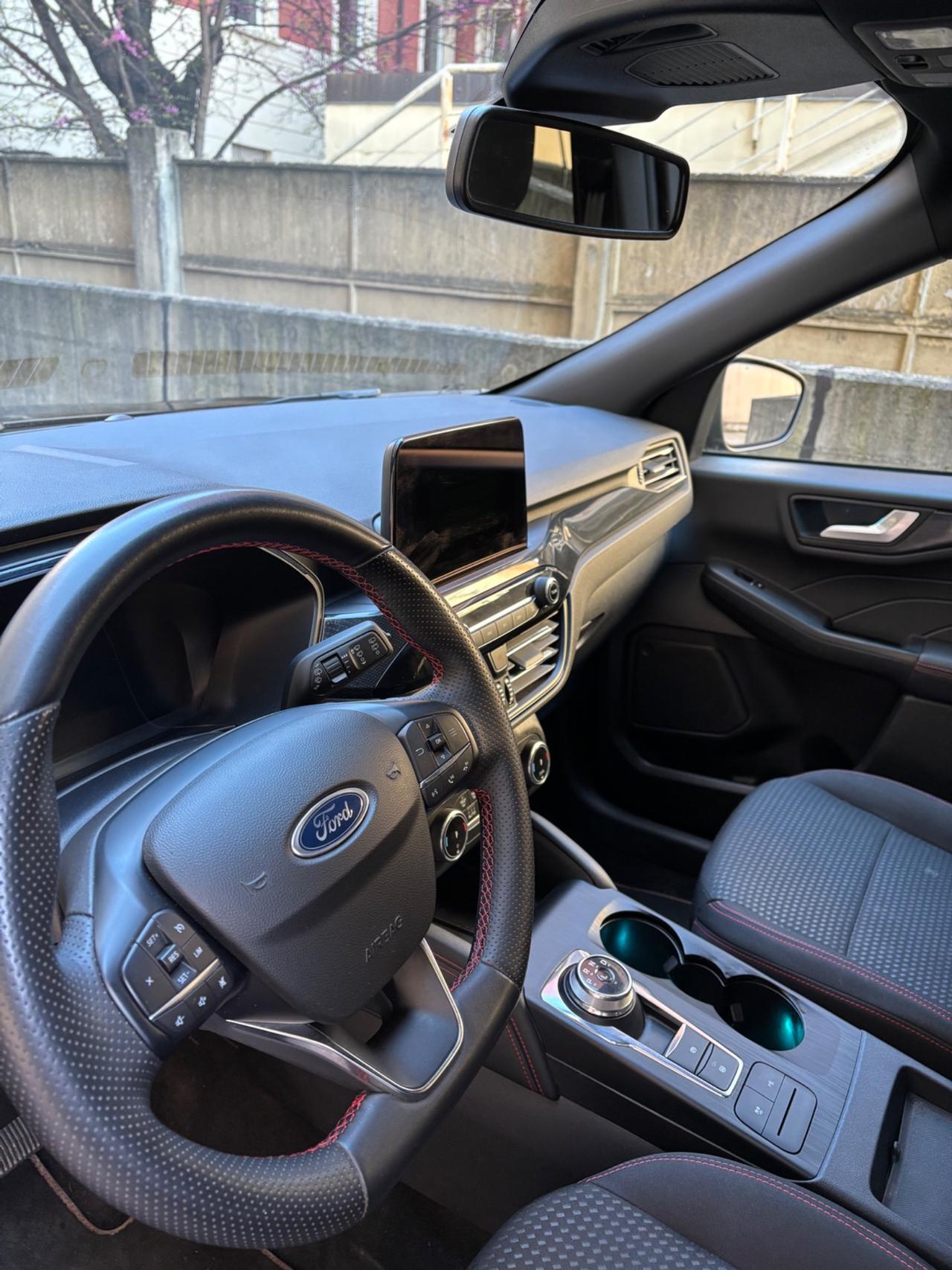 Ford Kuga 2.5 Full Hybrid 190 CV CVT ST-Line