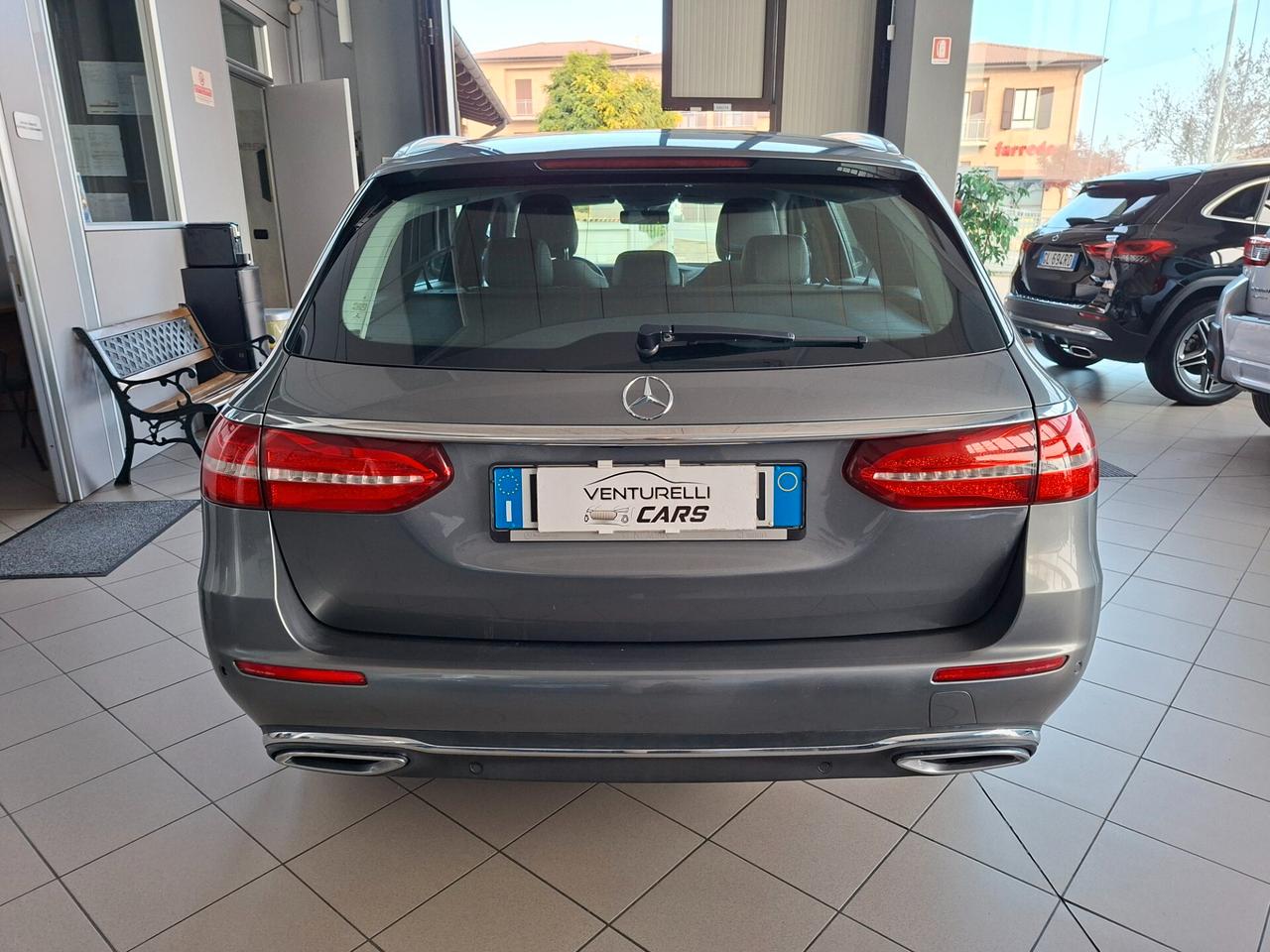 Mercedes-benz E 220 d S.W. Auto Business Sport