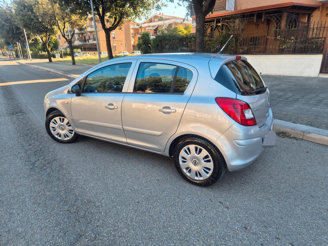 Opel Corsa 1.2 5 porte Enjoy anno 07