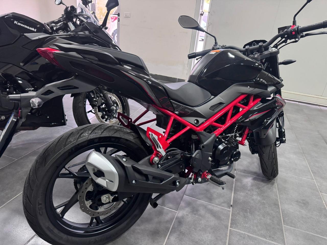 Benelli BN 125