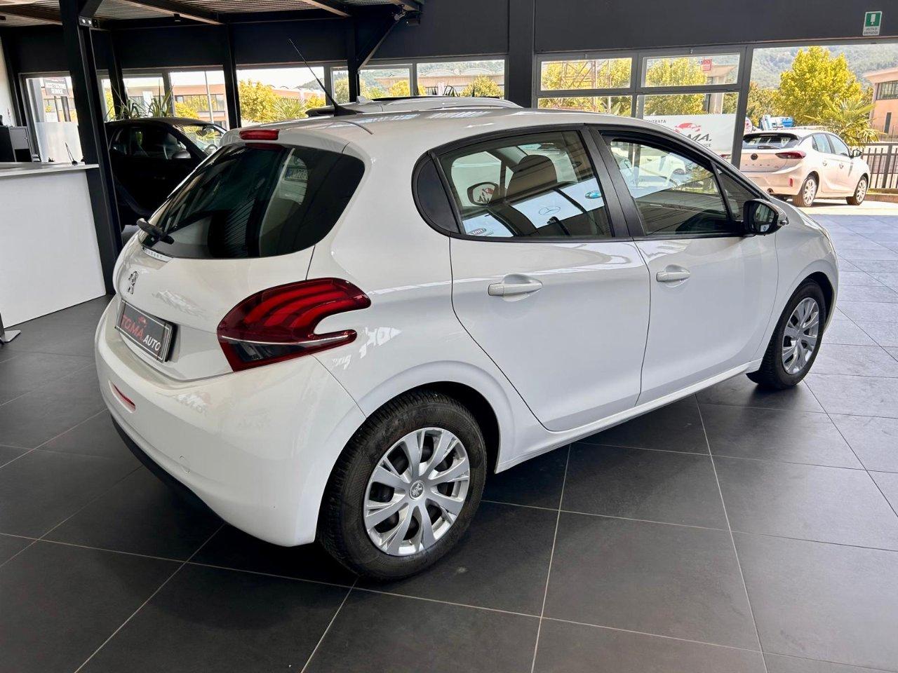 Peugeot 208 5 Porte 208 5p 1.5 bluehdi Active s&s 100cv 5m