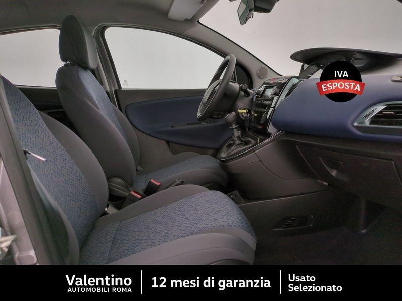 Lancia Ypsilon 1.0 FireFly 5 porte S&S Hybrid Silver Plus