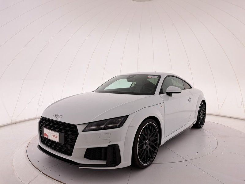 Audi TT 40 2.0 tfsi s-tronic