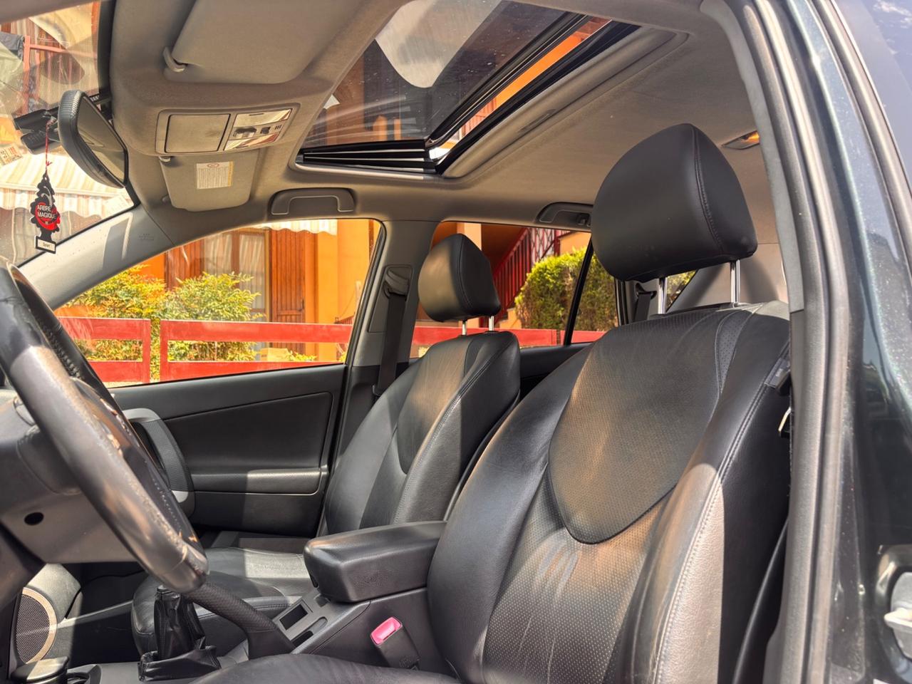 Toyota RAV 4 RAV4 2.2 D-4D 177 CV Luxury