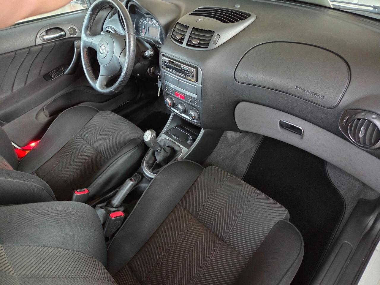 Alfa Romeo 147 1.6 benzina 5 porte, GARANZIA, 2010