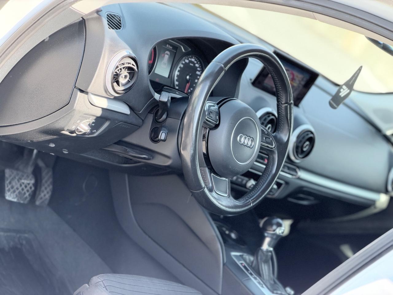 AUDI A3 2.0 TDI 150CV S-TRONIC PERMUTABILE