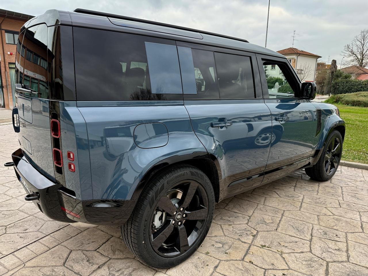 Land Rover Defender 300 CV - SUBENTRO LEASING