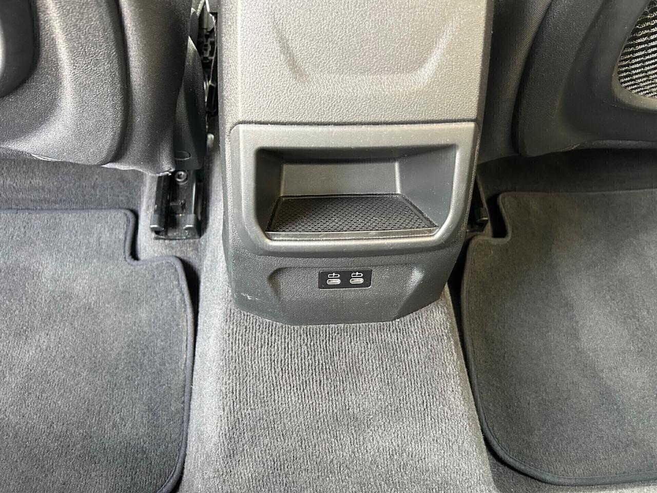 BMW 116d 5 porte Business Advantage 2020