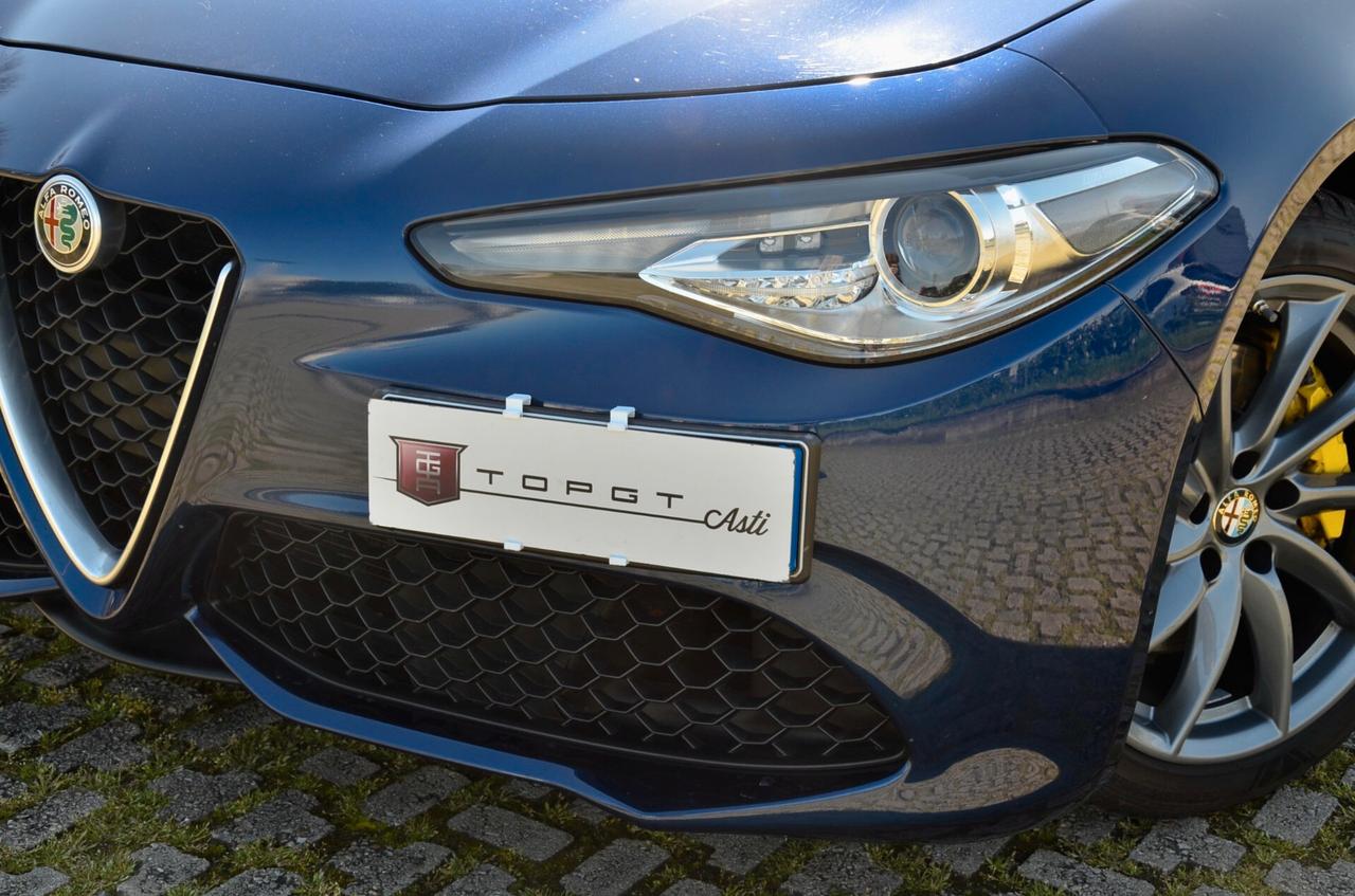 ALFA ROMEO GIULIA 2.2 T VELOCE Q4 210cv AWD AUTO, SERVICE UFF FCA, EURO 6B, 19", XENO, APPLE ANDROID, PERMUTE