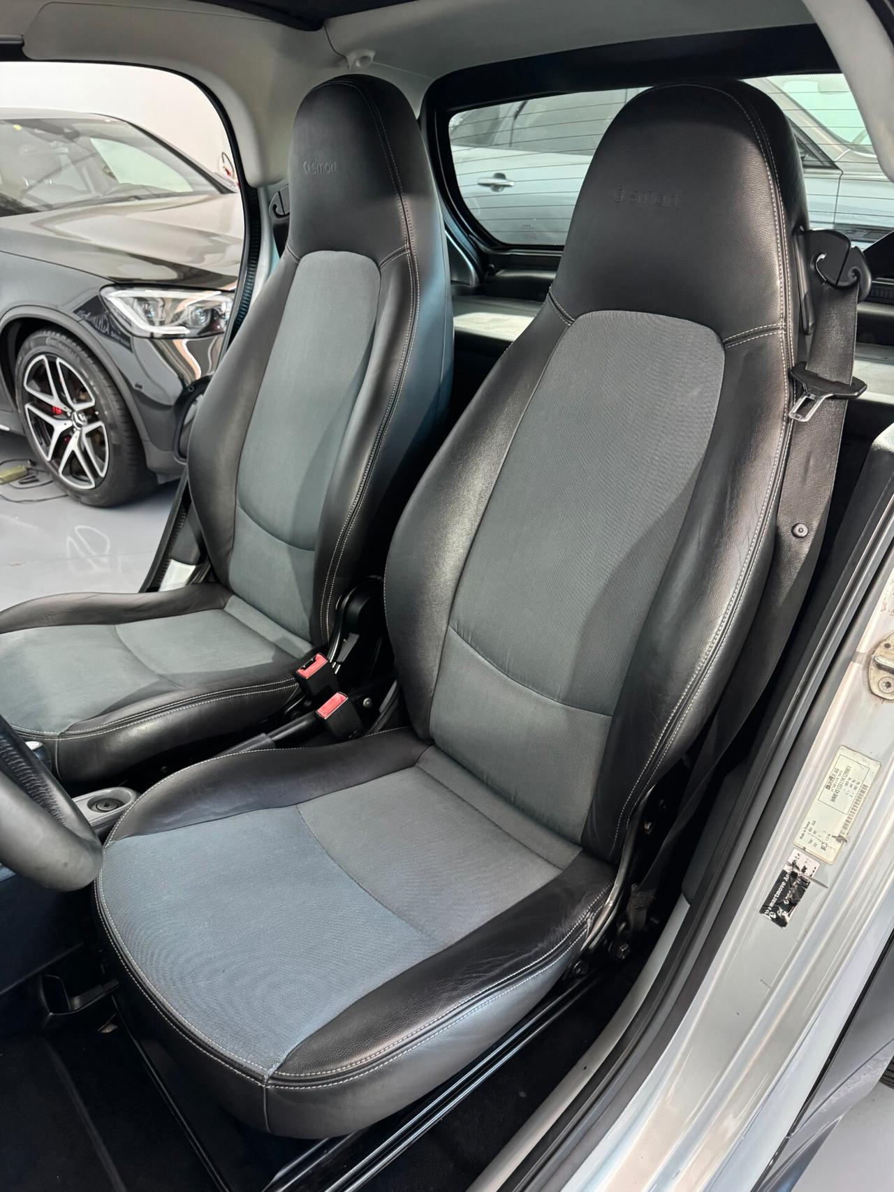 smart forTwo Pulse 1.0cc 71cv Auto CarPlay+JBL OK Neopatentati