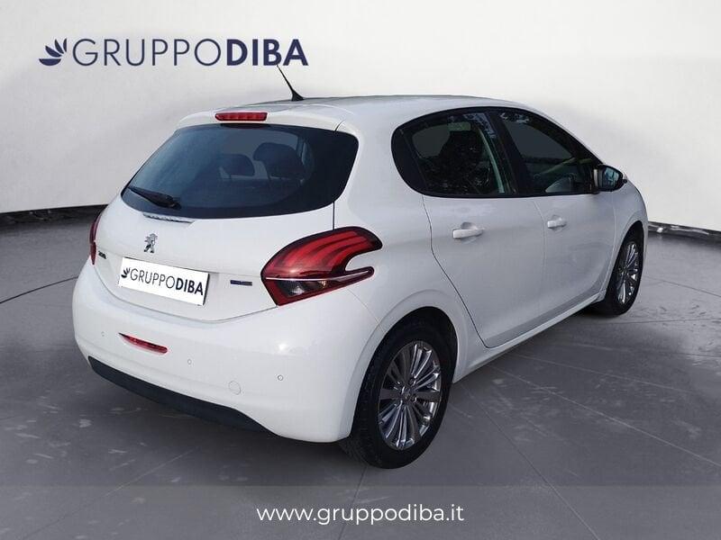 Peugeot 208 I 2015 Benzina 5p 1.2 puretech Active 82cv