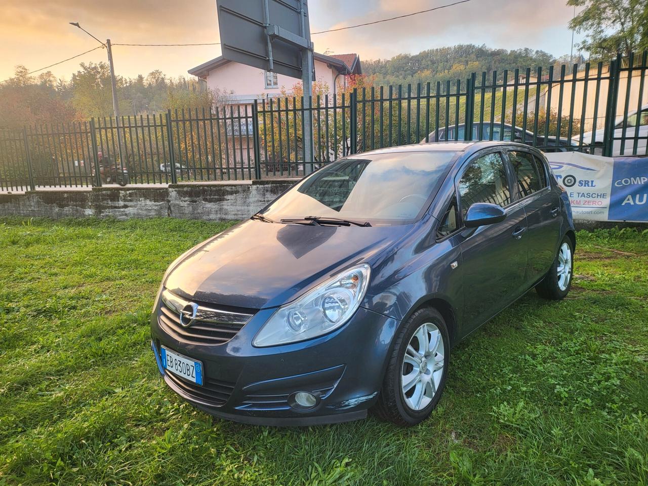 Opel Corsa 1.4 16V 5 porte automatica Cosmo UNICO PROPR.