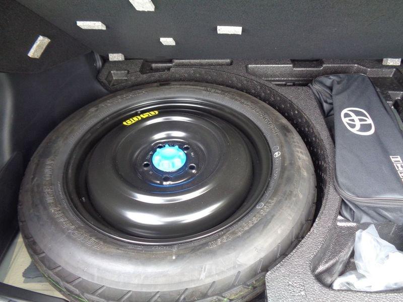 Toyota C-HR C-HR 1.8 hev Active fwd e-cvt