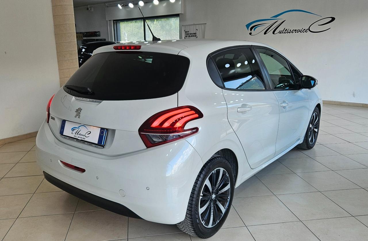 Peugeot 208 BlueHDi 100 S&S 5 porte Allure