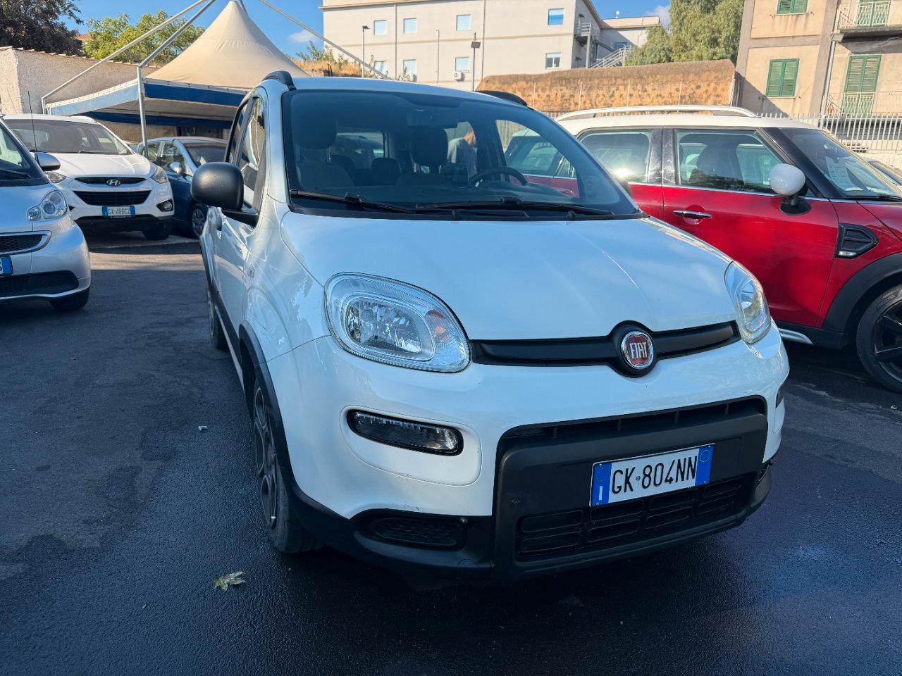 Fiat Panda 1.0 firefly hybrid Sport s&s 70cv 5p.ti