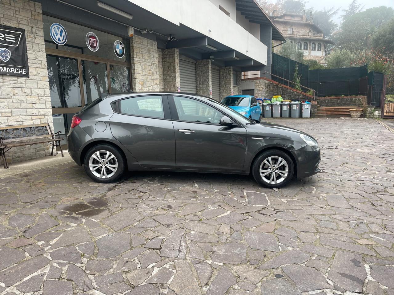 Alfa Romeo Giulietta 1.6 JTDm-2 105 CV Exclusive NEO PATENTATI