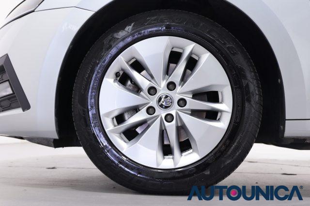 SKODA Octavia 1.0 E-TEC DSG WAGON STYLE FARI LED AUTOMATICA