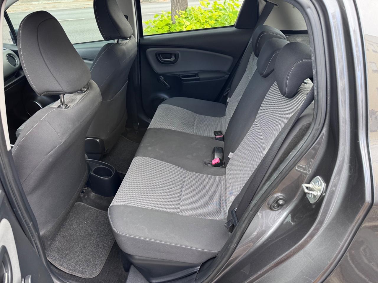 Toyota Yaris 1.5 Hybrid 5 p neopaten garanzia 12 mesi