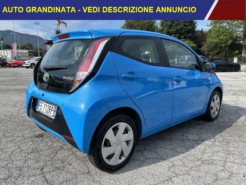 Toyota Aygo 1.0 VVT-i 69 CV 5p x-play NAVI + RETROCAMERA