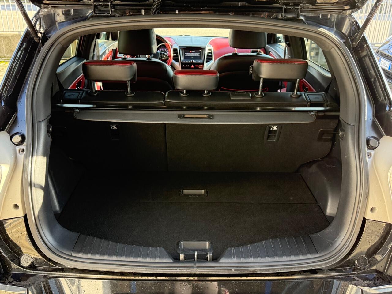 Ssangyong Tivoli 1.6d CV115 2WD Go