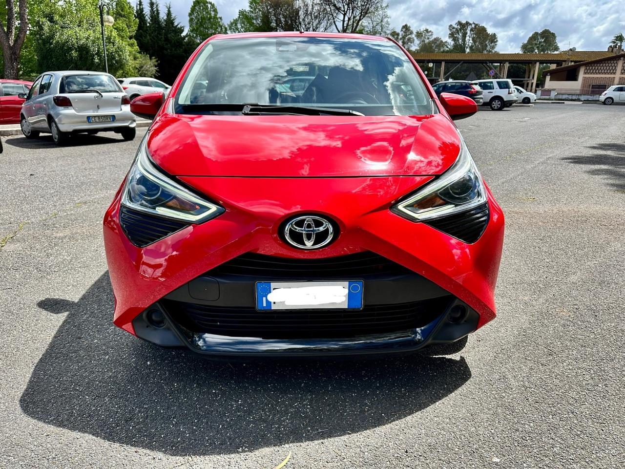 Toyota Aygo 1.0 VVT-i 72 CV 5 porte x-play Bluetooth touch RADAR