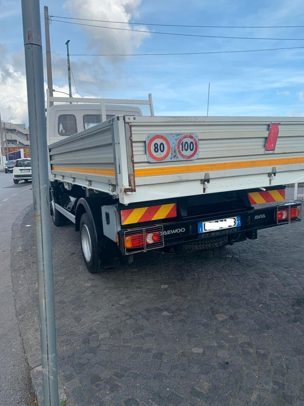 Daewoo AVIA - RIBALTABILE TRILATERALE-Portata 32 Q.li