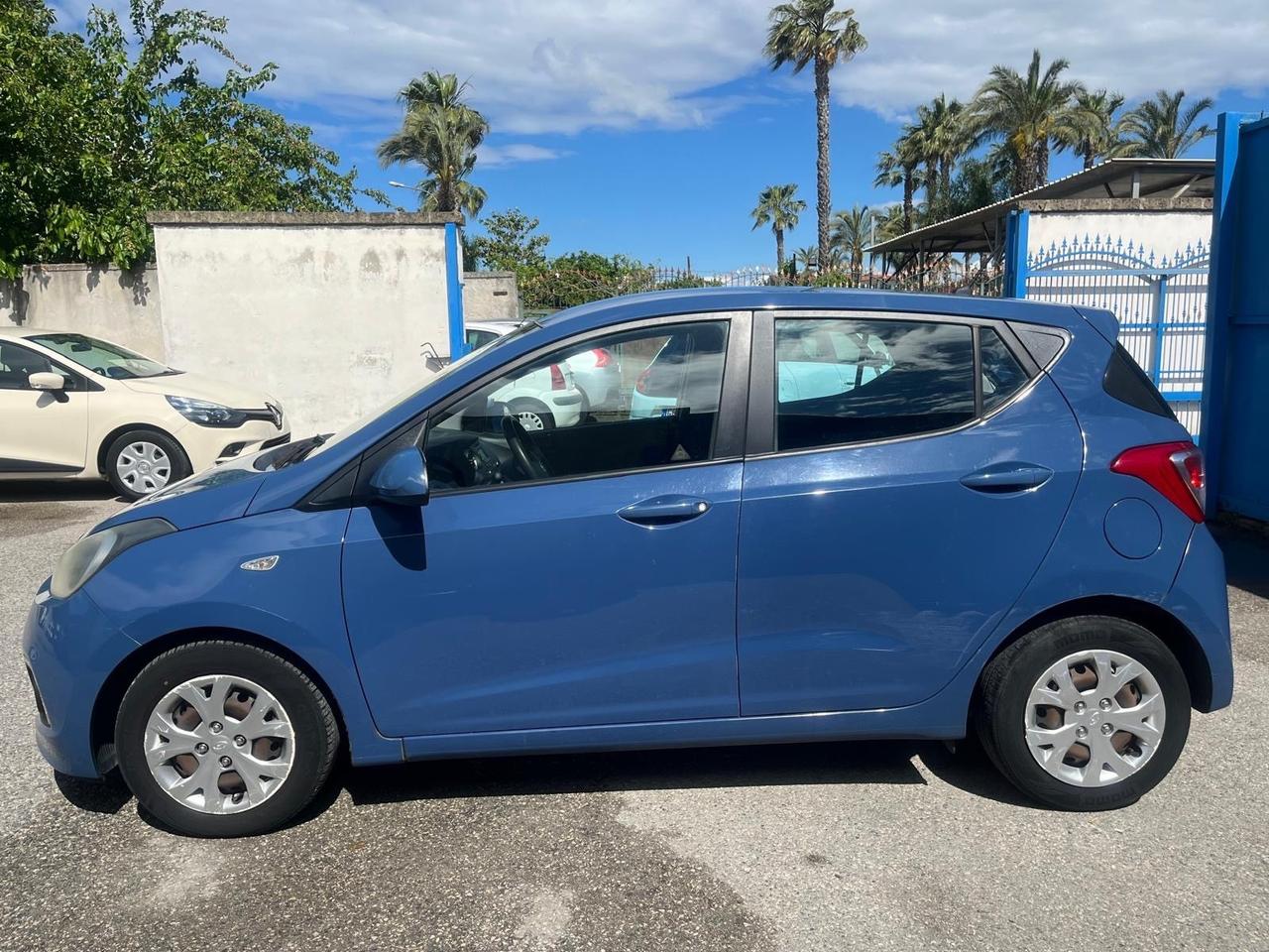 Hyundai i10-1.0 gpl - full opt-2015