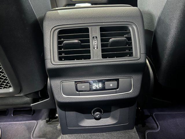 AUDI Q5 SPB Sportback 40TDI quattro S line Identity Black