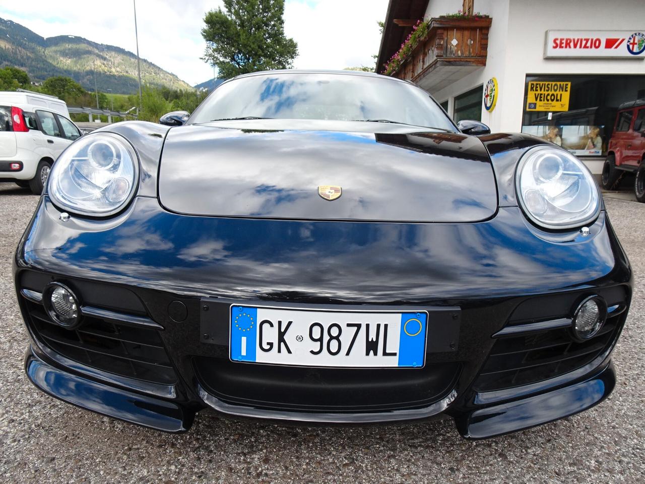 Porsche Cayman 2.7