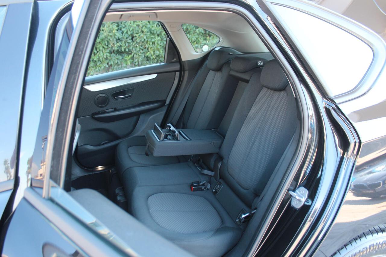 Bmw 216 218d Active Tourer Advantage