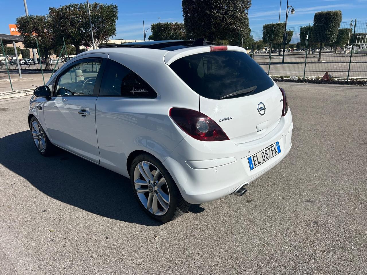Opel Corsa 1.7 CDTI 130CV 3 porte b-color Tetto apribile