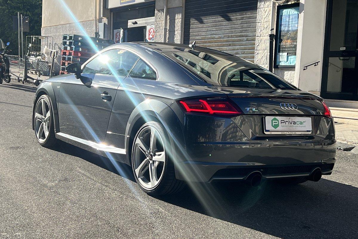 AUDI TT Coupé 2.0 TFSI quattro S tronic S line