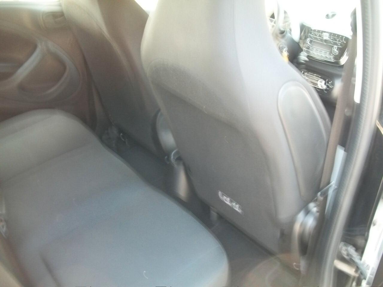 Smart ForFour 70 1.0 Passion cc999 euro 06 benzina 05 porte si neopatentati garanzia un anno km 102898 taliandati bi colore28