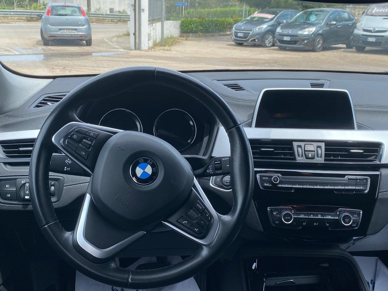 Bmw X2 sDrive18d Business-X