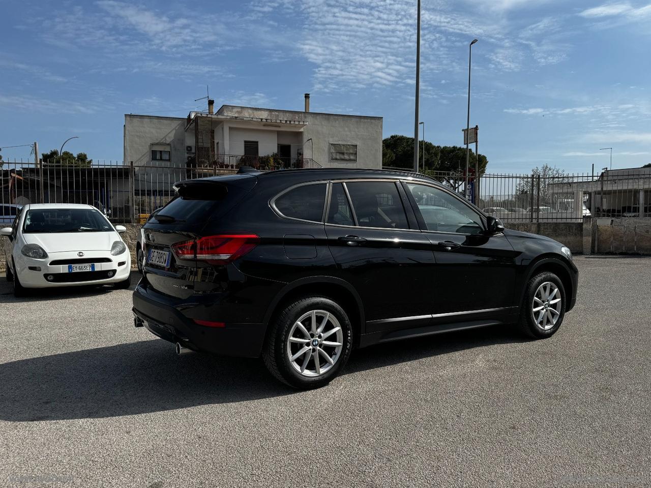 BMW X1 sDrive18d Edition Balance