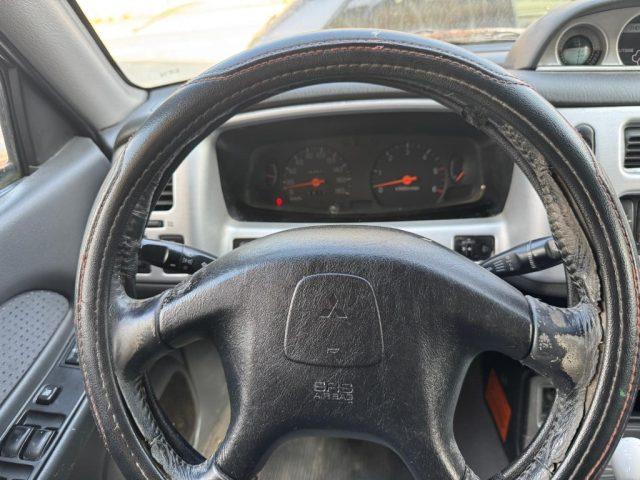 MITSUBISHI L200 2.5 TD cat 4WD Club Cab Intense