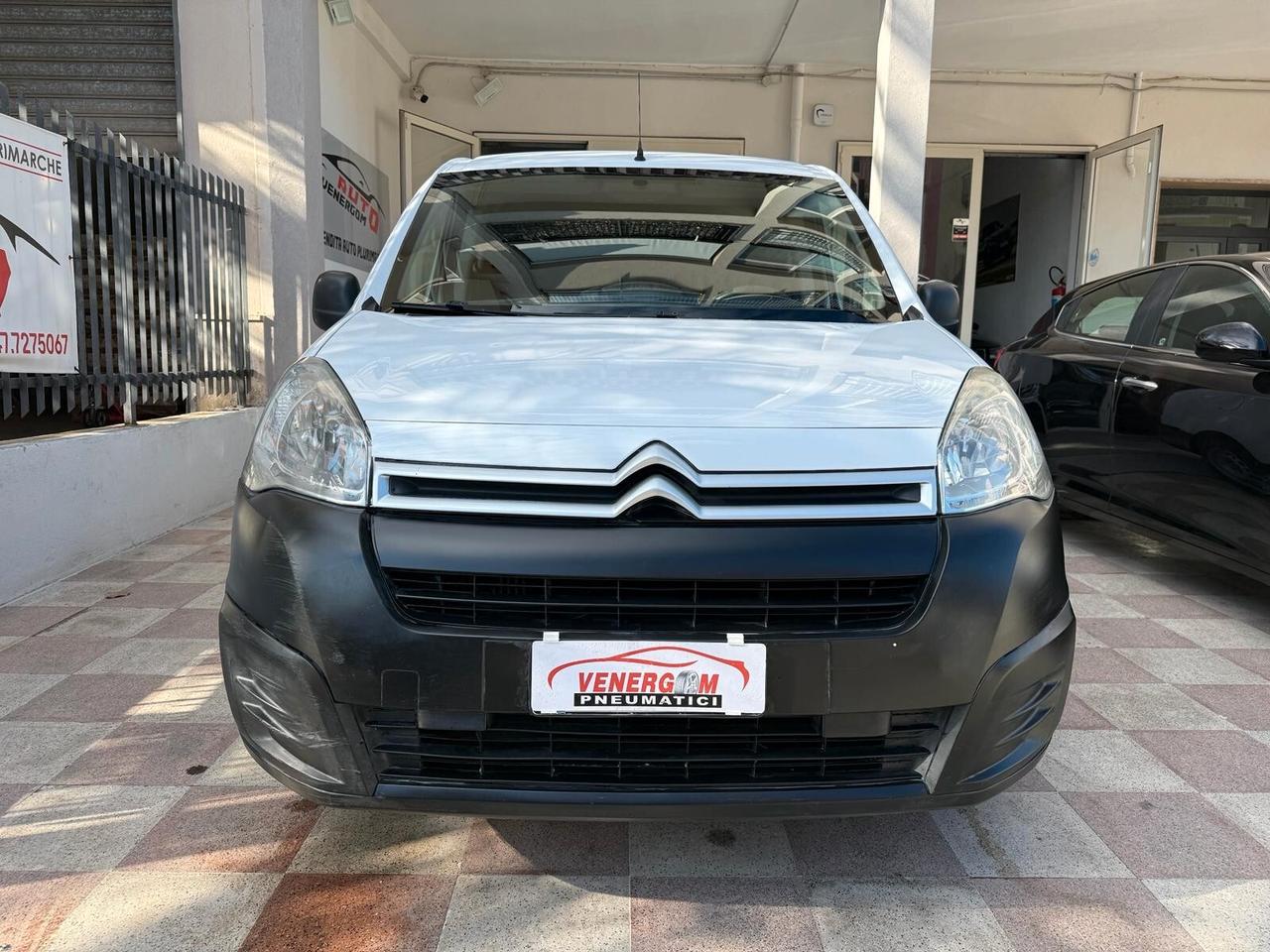 Citroen Berlingo 1.6 Blue-HDi Business L2 MAXI 3 Posti