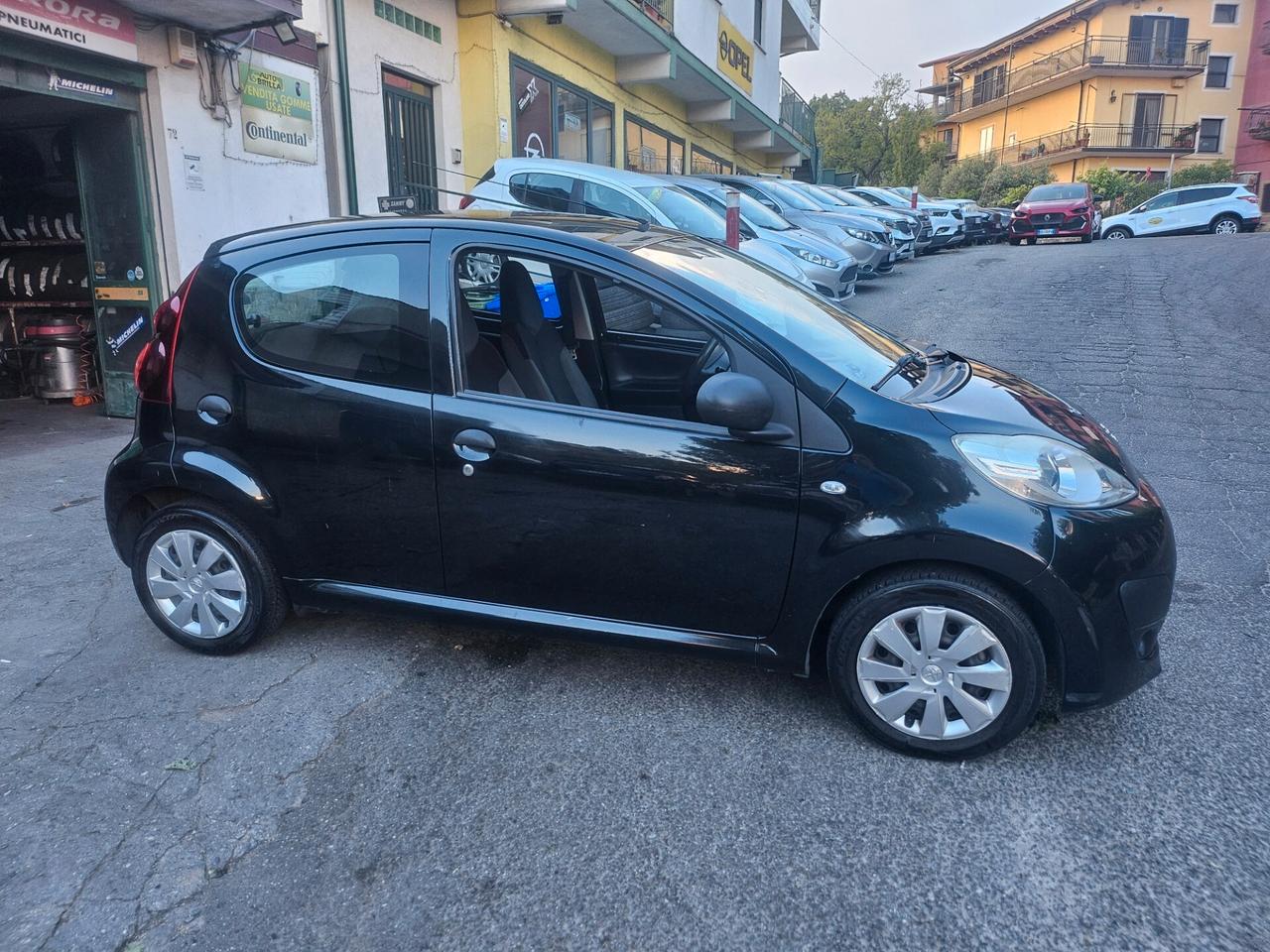 Peugeot 107 1.0 68CV 5p. 112.000km 2012