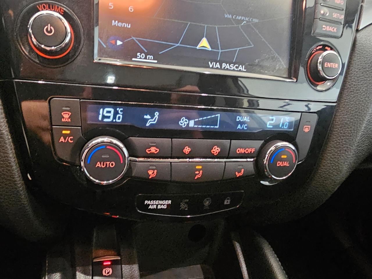 Nissan Qashqai 1.5 dCi N-Connecta