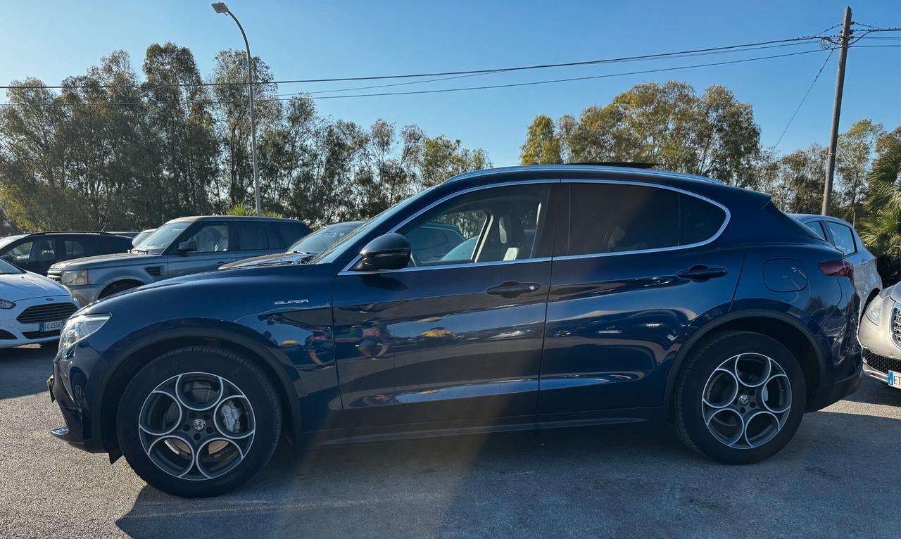 Alfa Romeo Stelvio 2.2 Turbodiesel 160 CV AT8 RWD Super N1