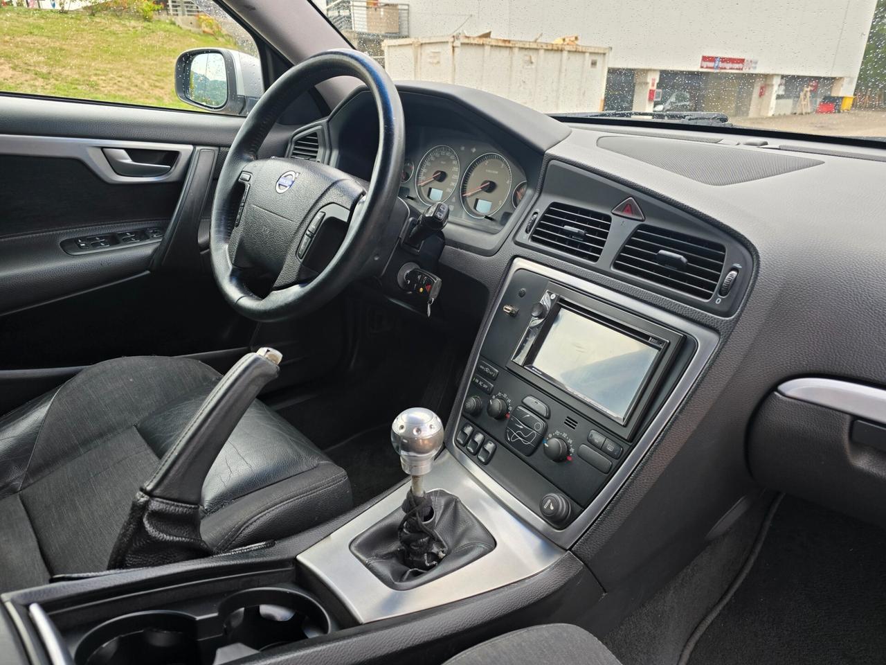 Volvo V70/XC70 V70 2.4 D 20V (163CV) cat Momentum