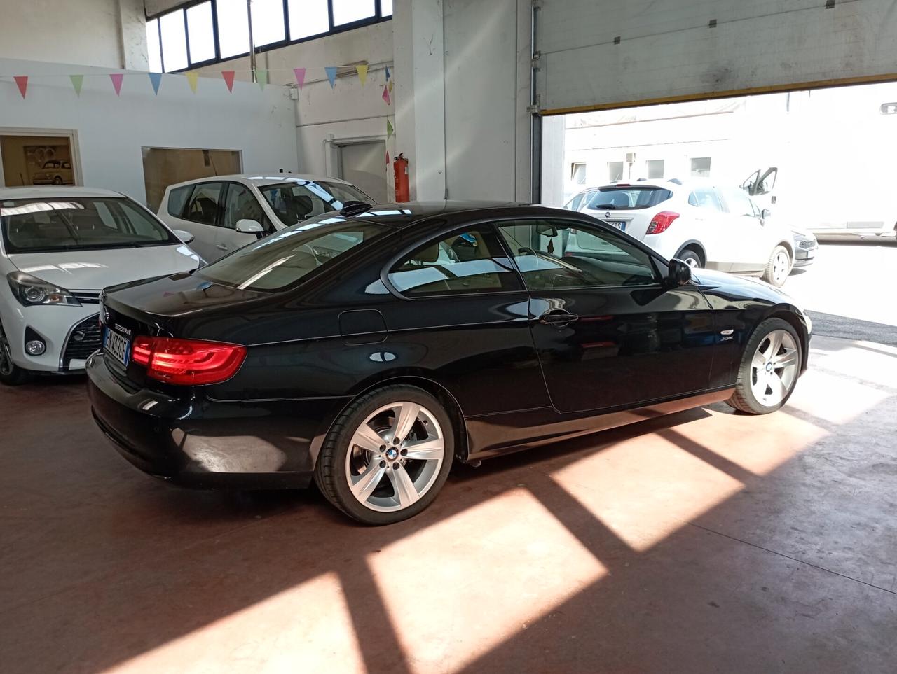 Bmw 320 320d xDrive cat Coupé SOLO 61000 KM