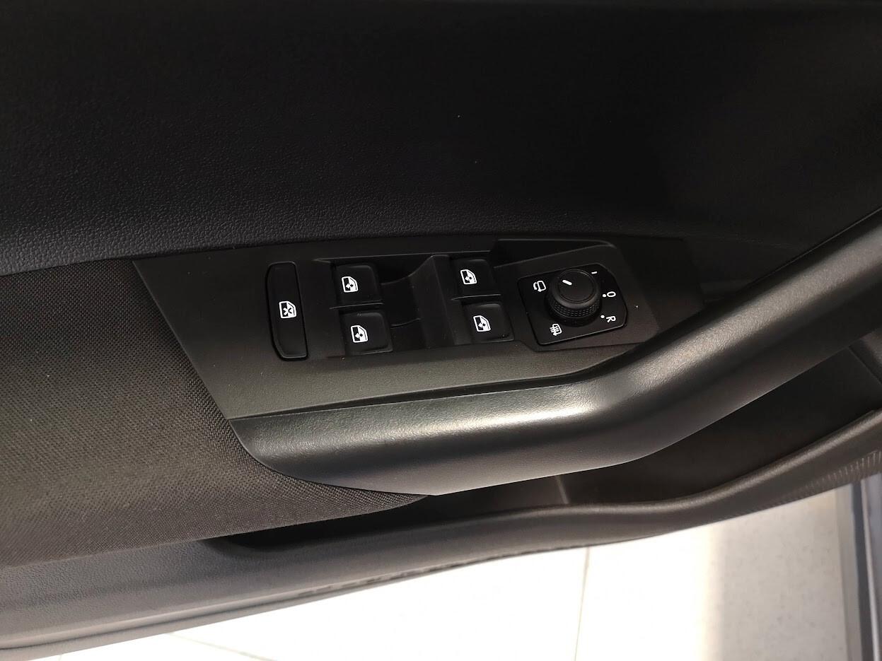 Volkswagen Polo 1.0 TSI 95 CV cambio DSG 7 marce