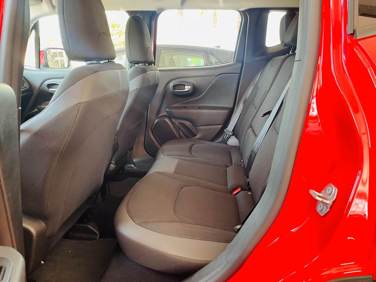 Jeep Renegade 1.6 Mjt DDCT 120 CV S