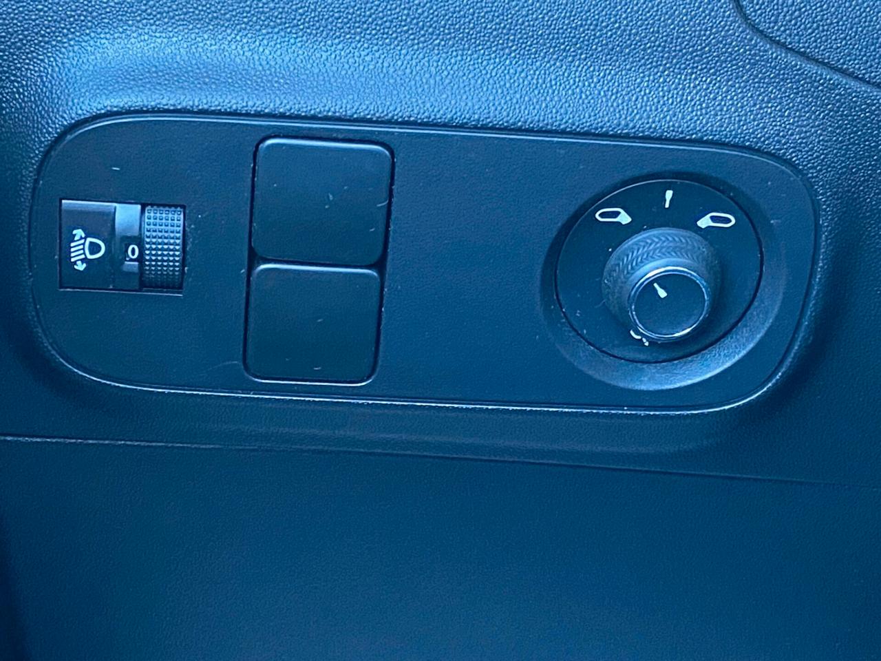 Citroen C3 PureTech 110 S&S Shine Pack BiColor 6marce