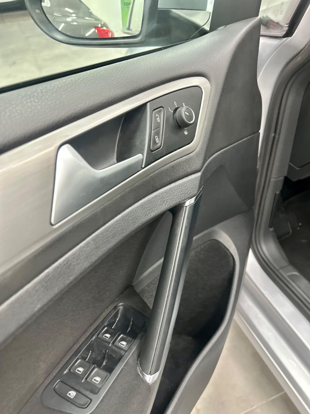 Volkswagen GOLF 7 1.6 TDI 5p. FINANZIABILE