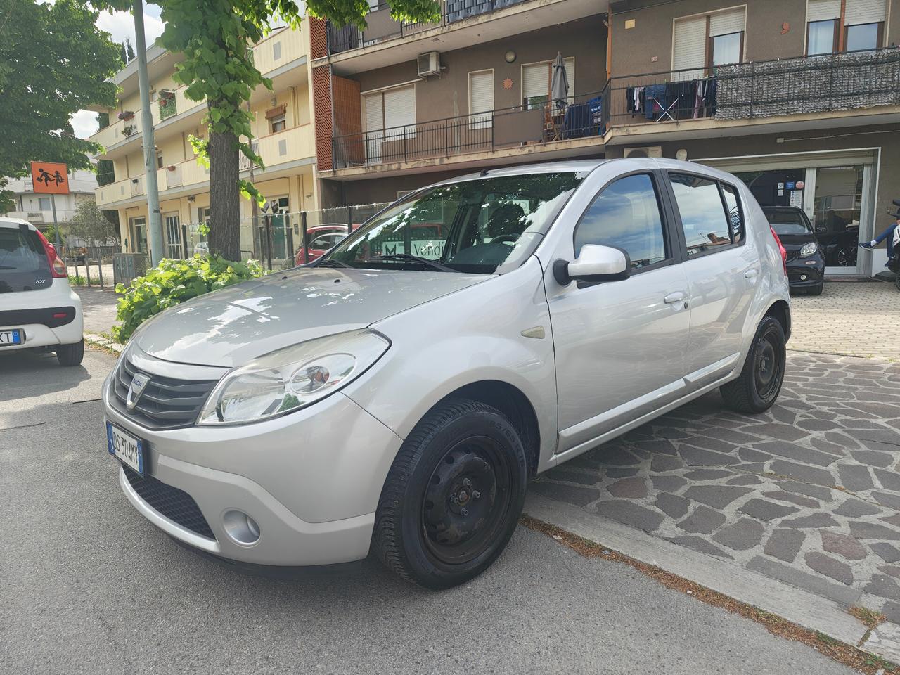 Dacia Sandero 1.4 8V GPL Lauréate